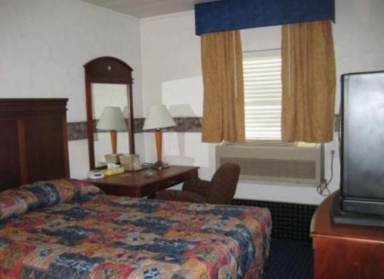 Martin House Motel Brookfield Room photo